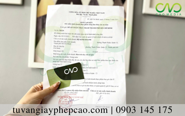 Thực hiện đăng ký cam kết an toàn thực phẩm cho sạp trái cây